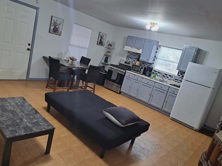 El Rinconsito Guesthouse Justforyou! - Laredo, TX