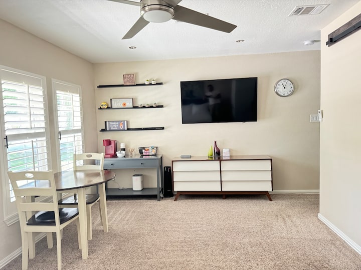 Petit Studio Privé. The Woodlands - The Woodlands, TX