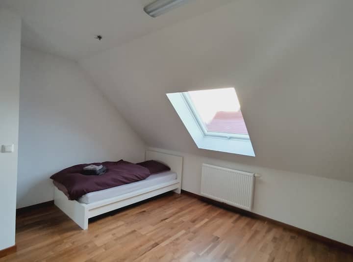 საძინებელი 4