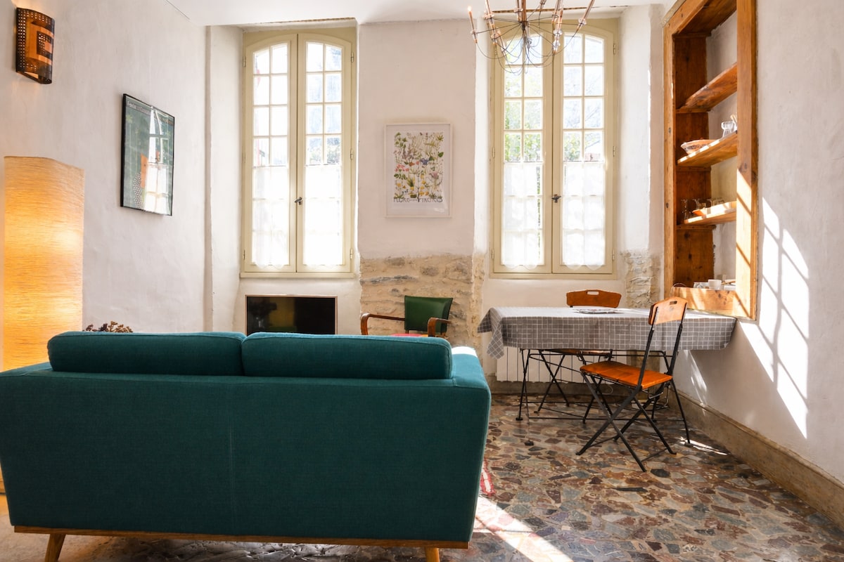Top Airbnb: Nice apartment in the heart of Bagneres in Bagnères De Bigorre