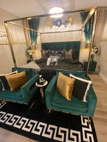 Classy & private 3bd/2.5b gallery image 2