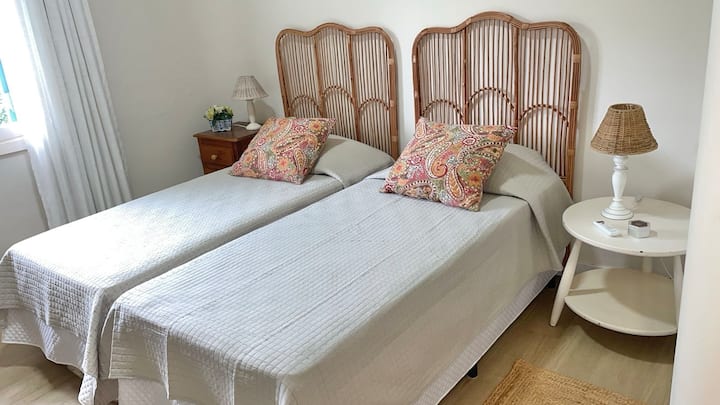 Suite 4 montada para 2 individuales.