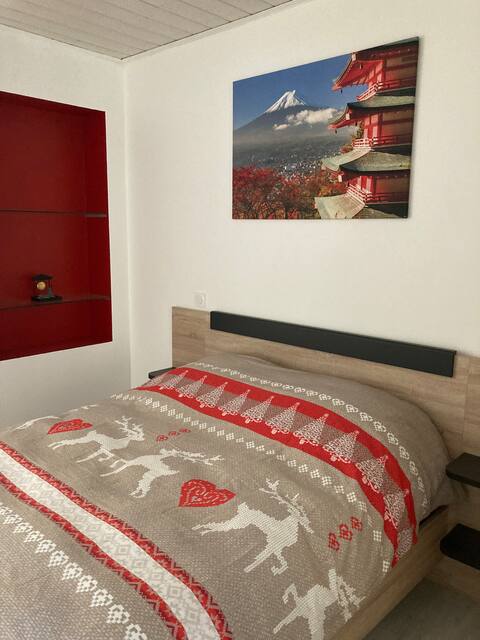 Fully renovated country home with 2 140 beds