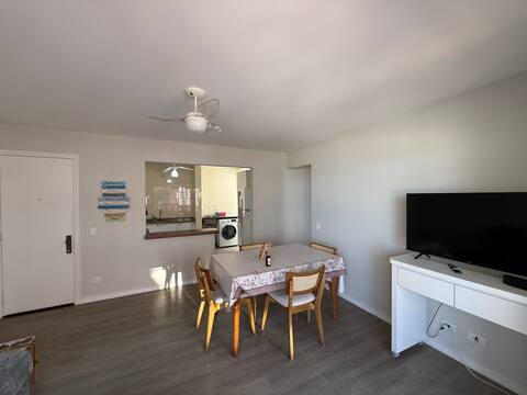 Top Airbnb: This apartment is just 50 metres from the sea em Curitiba