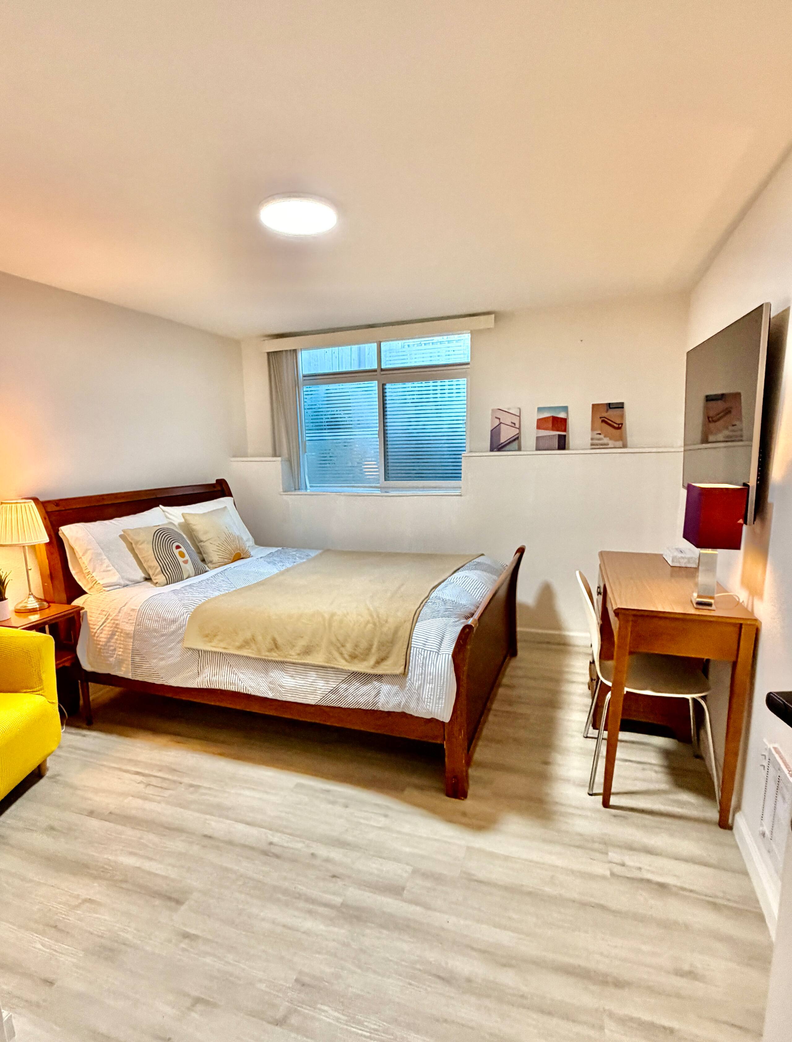 Urban Spacious Hideaway - 2BR 2BA - Image 11