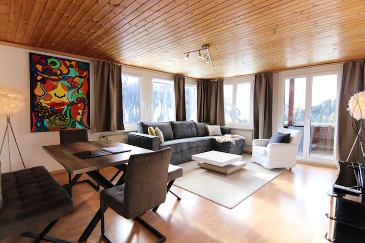 غرفة المعيشة