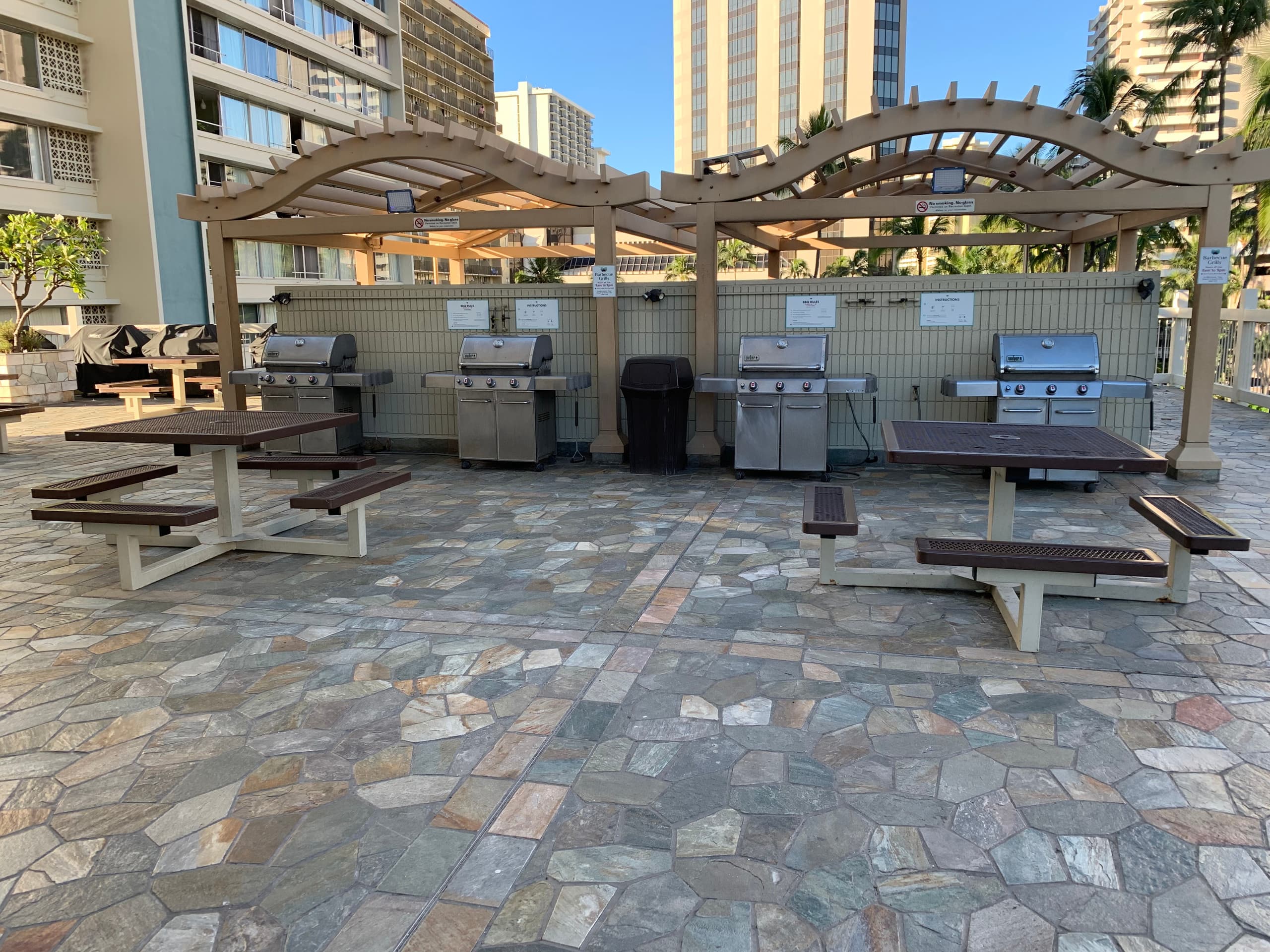 Condo in Honolulu · ★4.97 · Studio · 2 beds · 1 private bath - Image 29