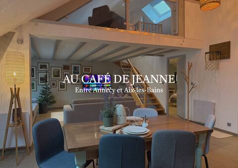 Cozy and warm nest - At Jeanne's café