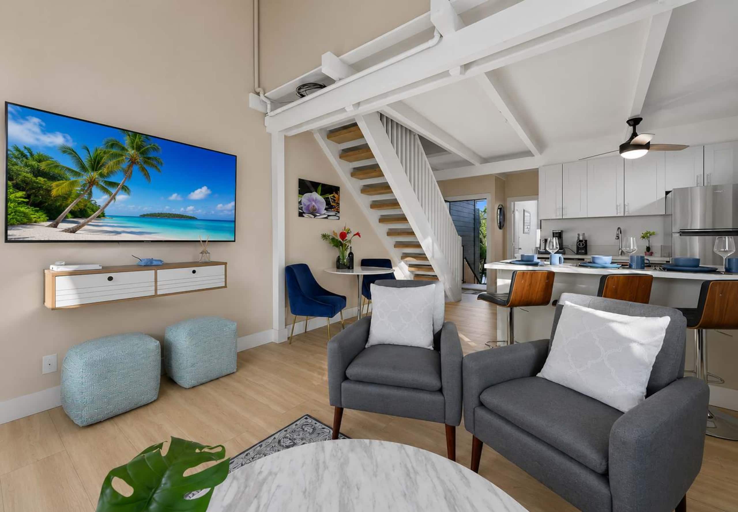 Condo in Lahaina · ★4.9 · 2 bedrooms · 3 beds · 2 baths - Image 4