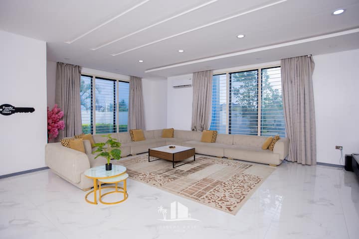 Cheerful Five Bedroom Villa With Pool - Tanzanie