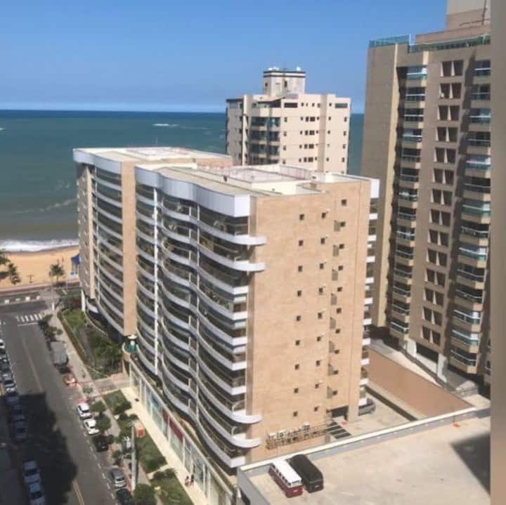 Beachfront apt in a luxury condo, 2 parking spaces