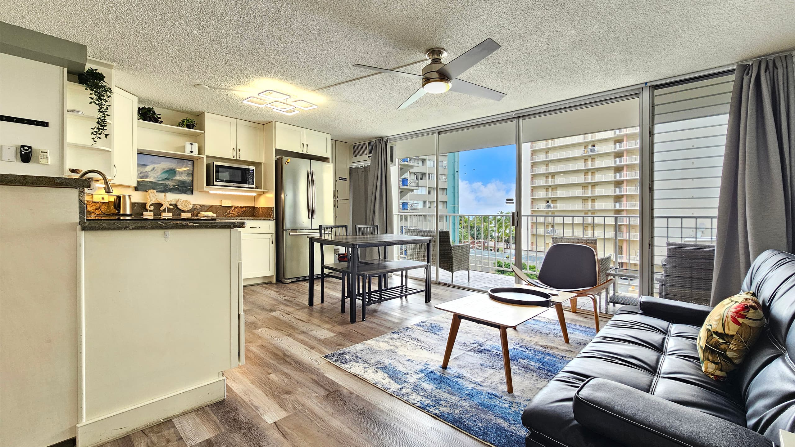 TWP 605 1-bedroom vacation home with free parking - Image 2