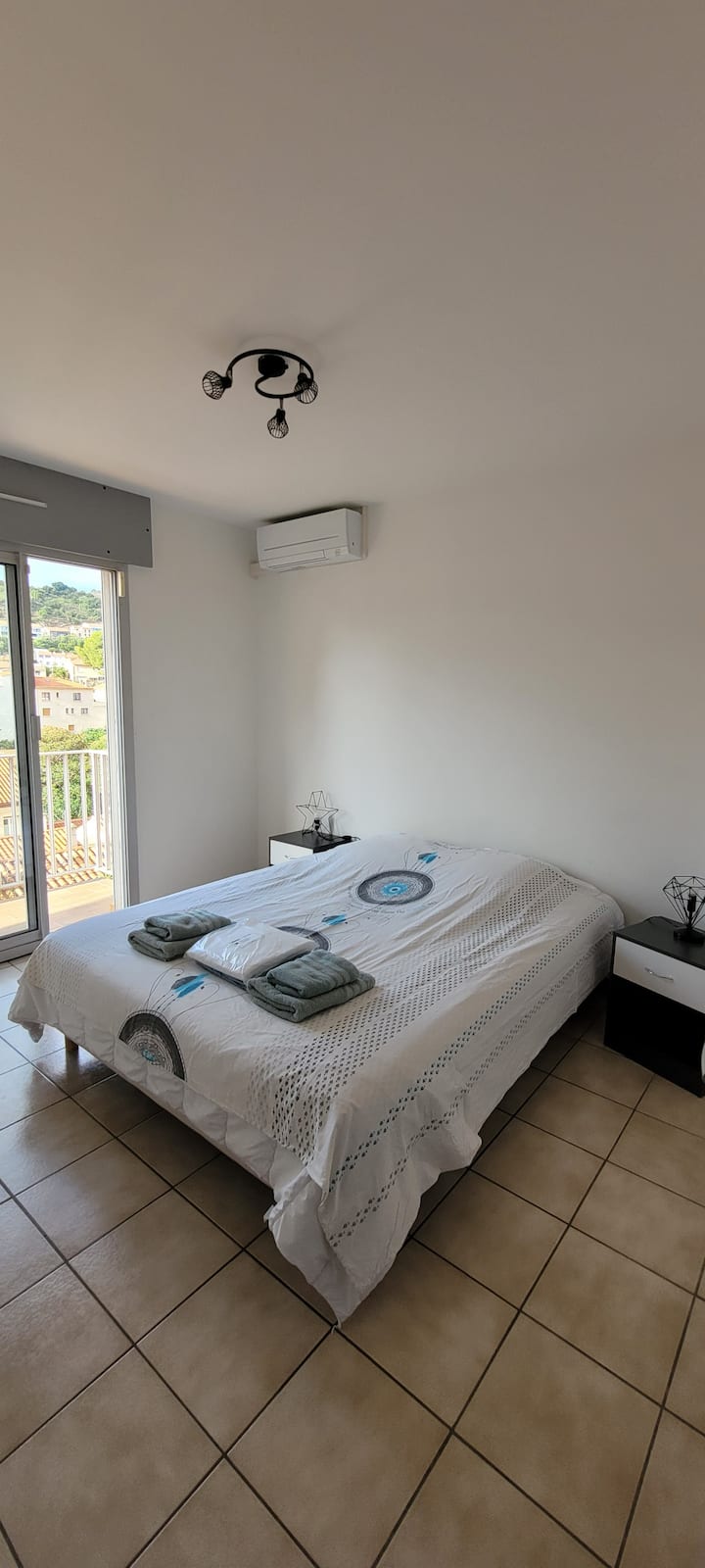 საძინებელი 4