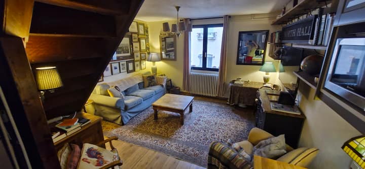 Appartement Avec Clic-clac Et Chambre (Lit Double) - Toulouse