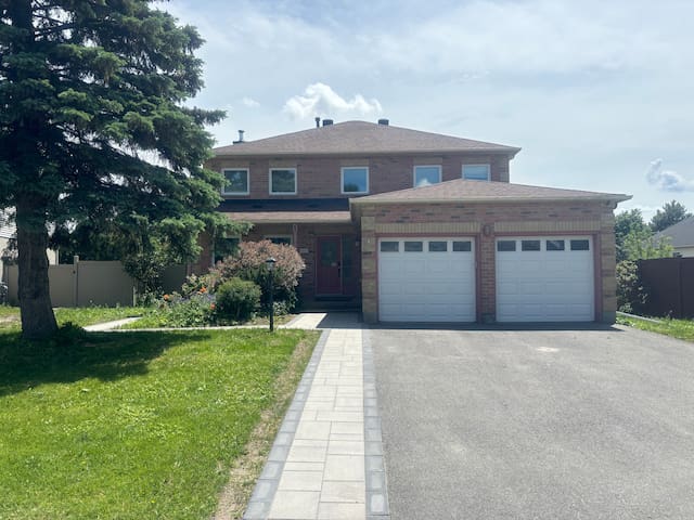 Entire 5 Bedrooms House with 1 BR on main floor