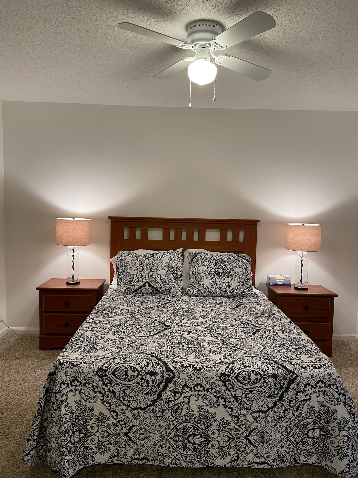 Druhá spálňa s manželskou posteľou