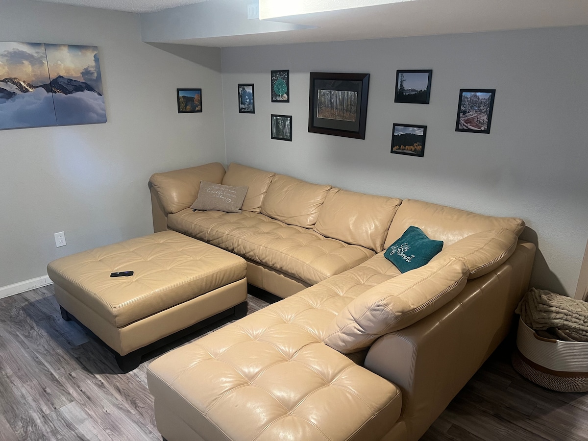 โซฟานอนได้ 1 -2 คน เหมาะสำหรับเด็กหรือผู้ใหญ่ 