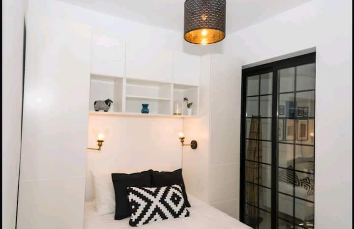 საძინებელი 1