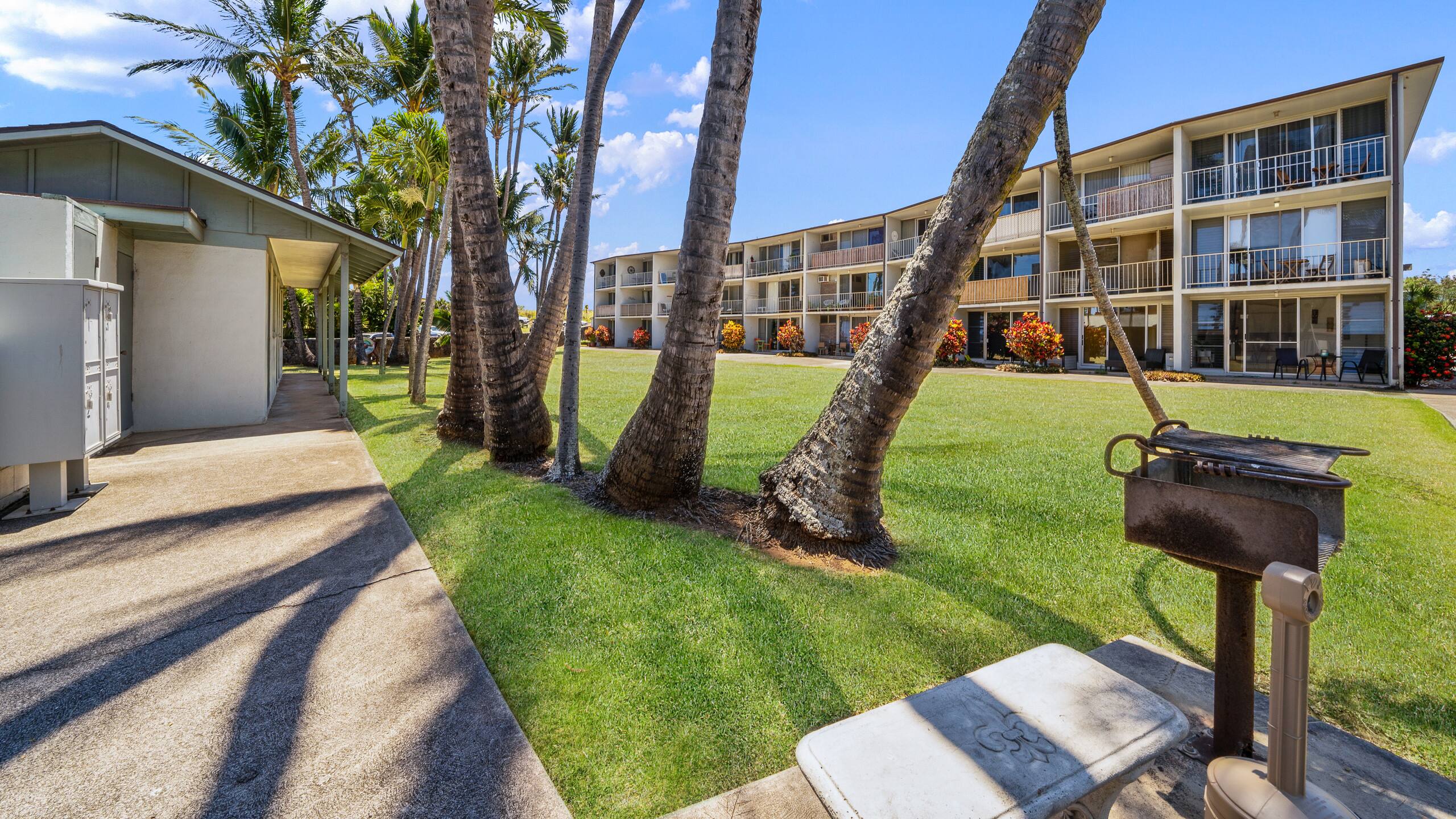 Condo in Paia · ★4.63 · 1 bedroom · 1 bed · 1 bath - Image 45