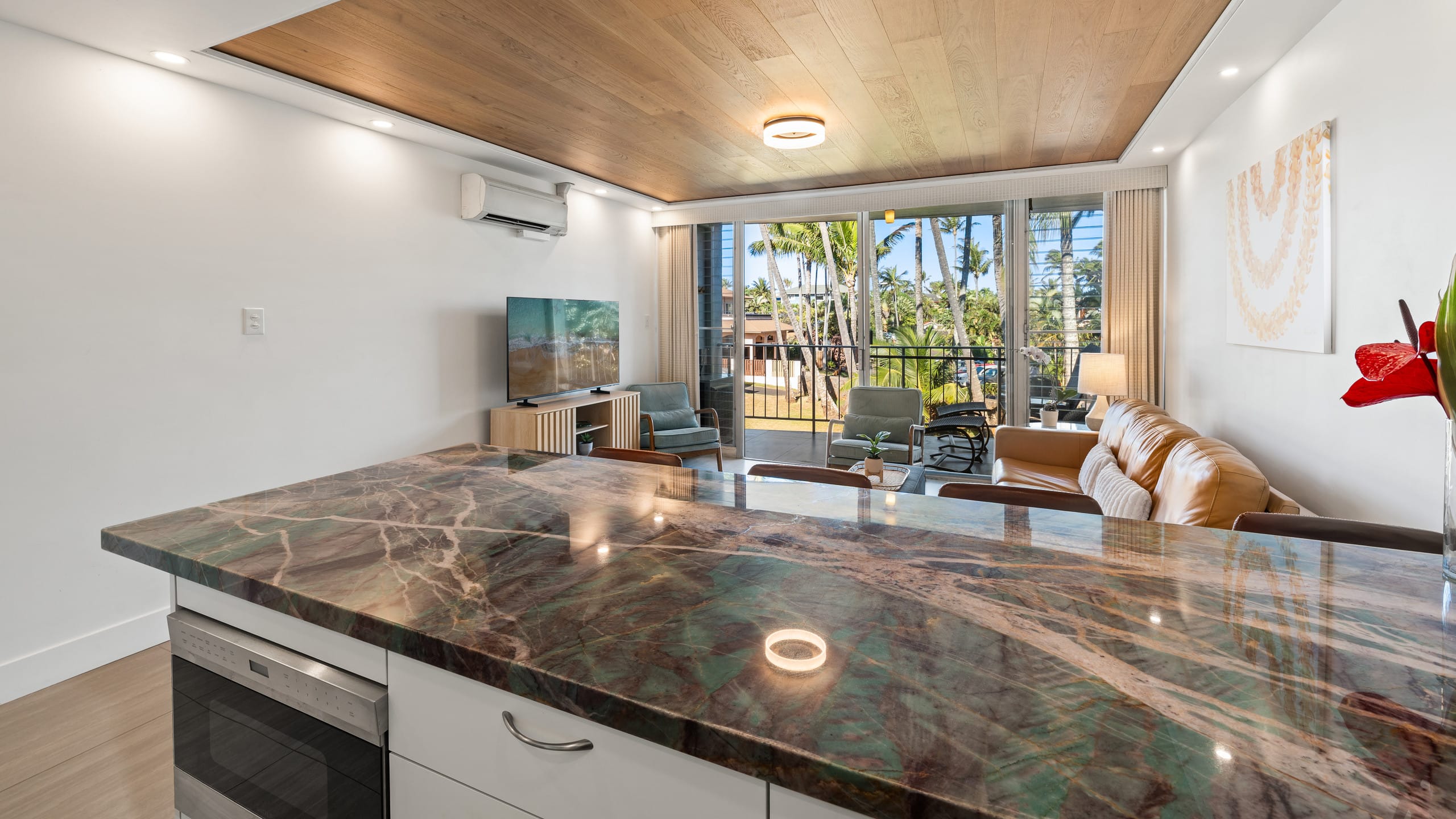 Condo in Paia · ★4.63 · 1 bedroom · 1 bed · 1 bath - Image 8