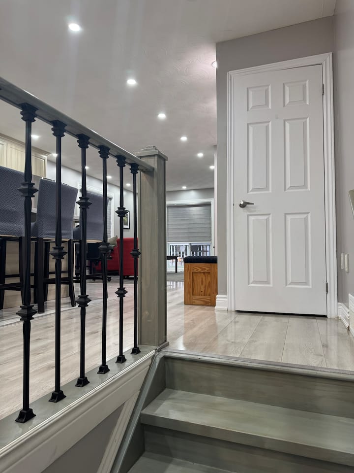 Spacious 3-bedroom Modern Bungalow - Brantford