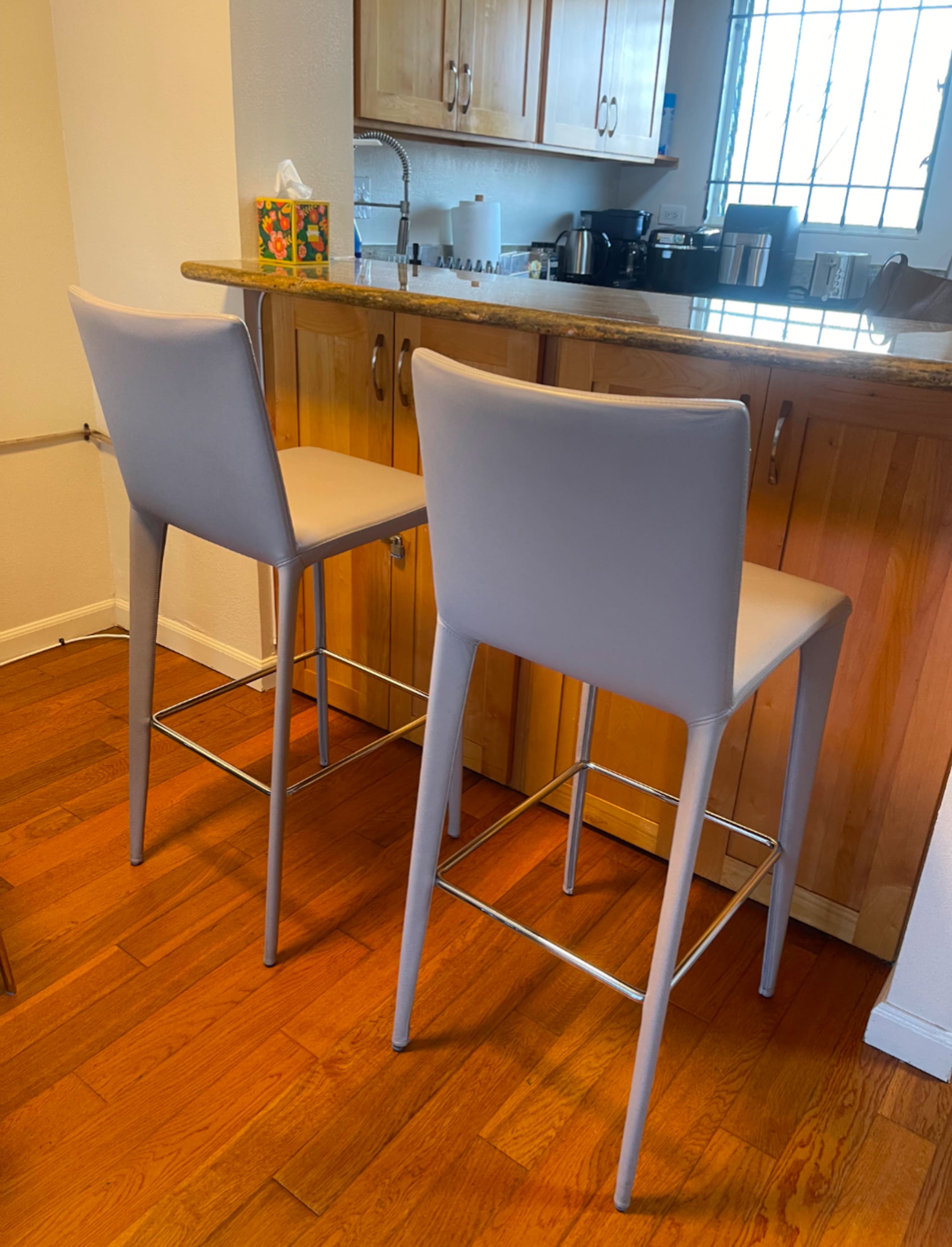 2BR Modern Condo - Heart of Waikiki - Image 3