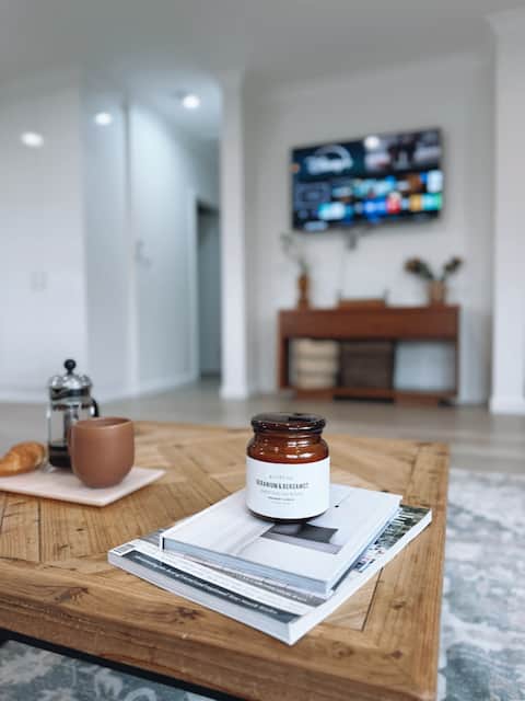 *Clancy's Cottage* Luxury on Talbingo Golf Course