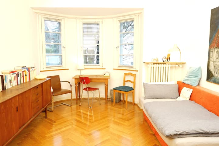 Stilvoll Altbau-zimmer Bad Terrasse - Frankfurt