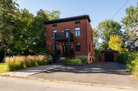 Historical Home - Near Montreal