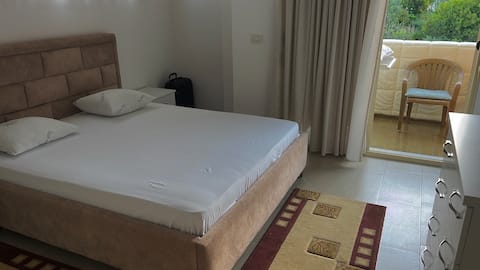 Popular Airbnb listing: Vlorë Apartment in Bashkia Vlorë