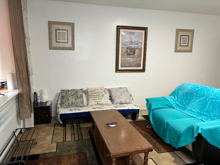 Spacious 1 Bedroom With Parking, Wd, Nj Ne Naval - Cheltenham Township, PA