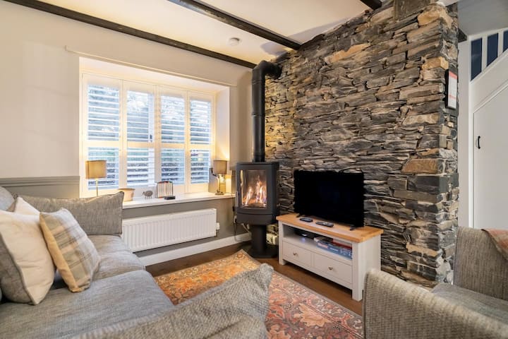 2 Bed In Ambleside (Oc-lr212) - Hawkshead