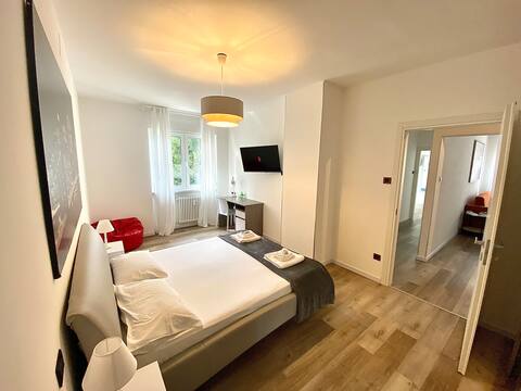 [10min from center]3 bedroom apartment + balcony