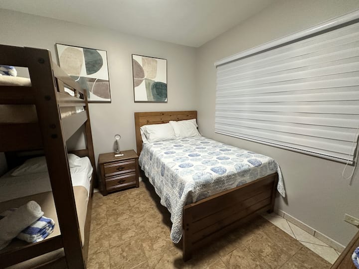 საძინებელი 4