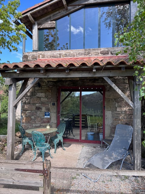 3-star nature nest for lovers