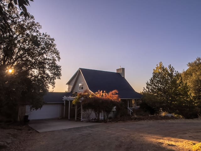 Listing in Yosemite – Mariposa Region