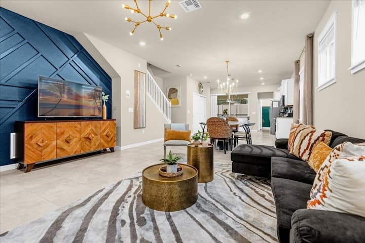 5 Bd/ 5.5 Ba/ Windsor Island (1880 Sd) - Lake Buena Vista, FL