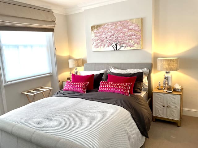 South Kensington & Chelsea Mews House