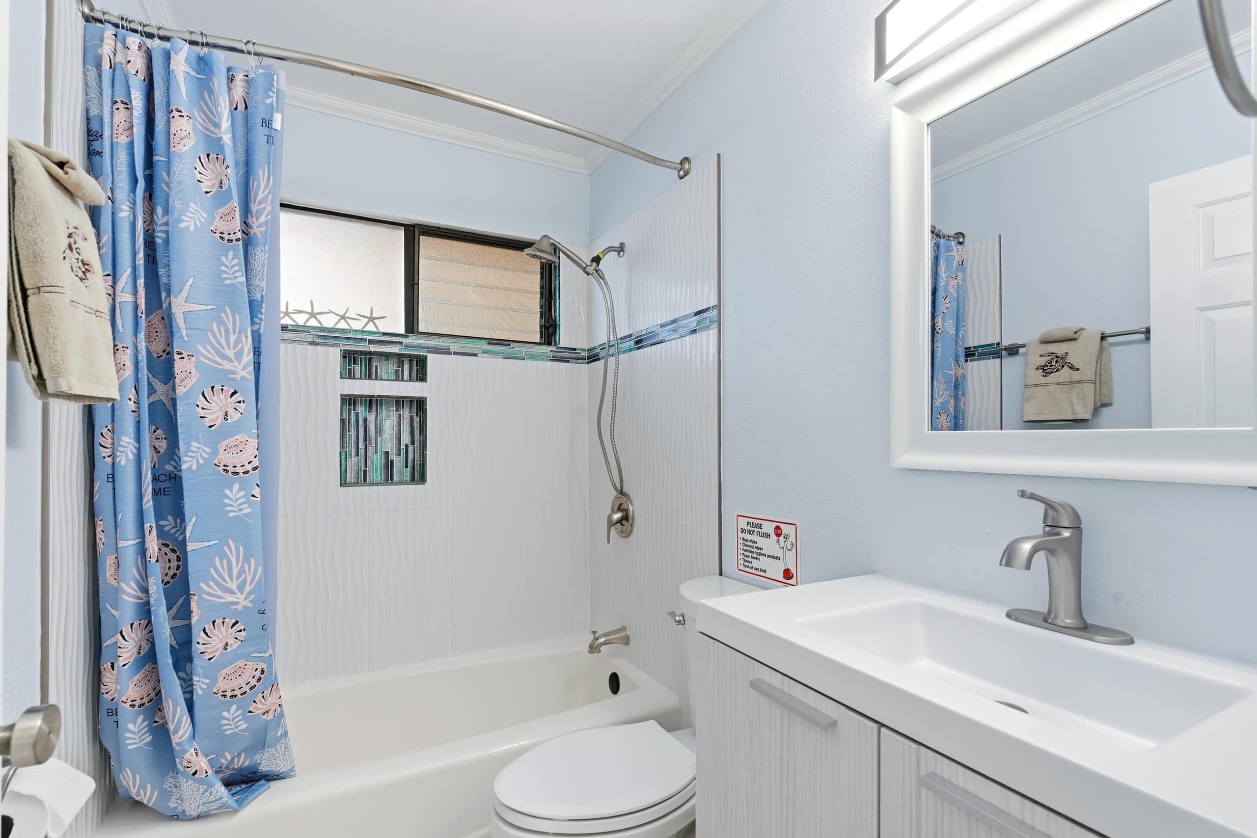Rental unit in Wailuku · ★4.95 · 1 bedroom · 2 beds · 1 private bath - Image 17