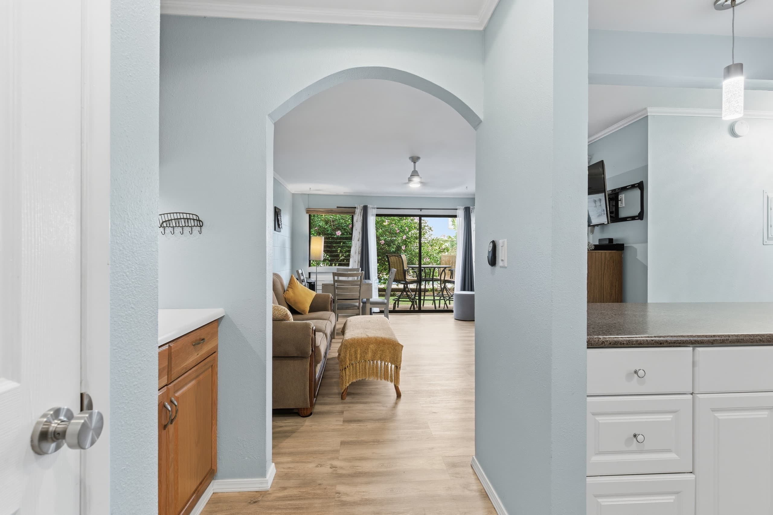 Rental unit in Wailuku · ★4.95 · 1 bedroom · 2 beds · 1 private bath - Image 4