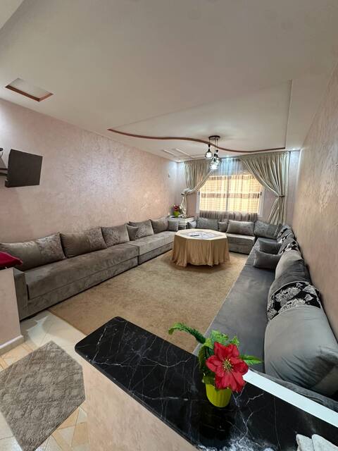 Large family apartment Quiet comfortable Wi-Fi