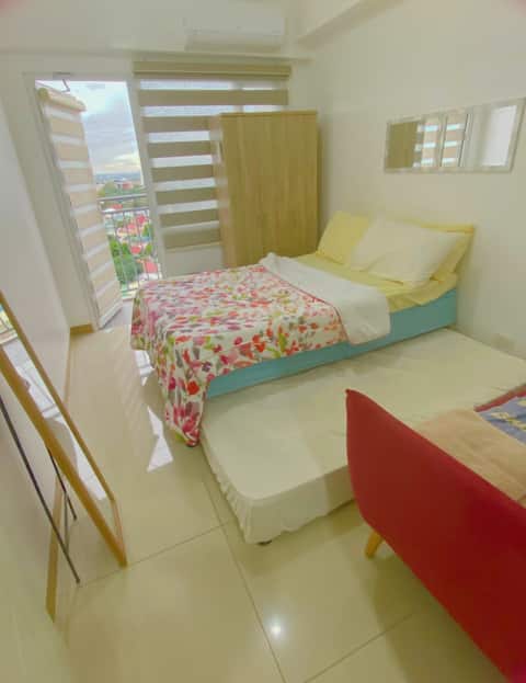 Homey 2BR Condo inside SM Southmall