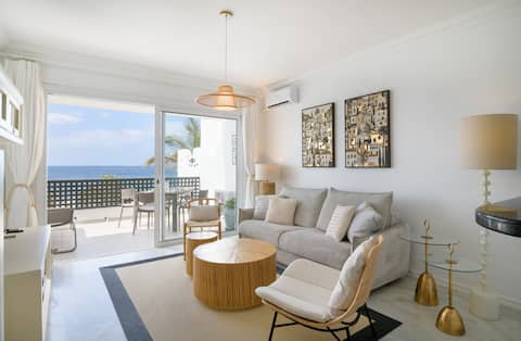 Top performing Airbnb: Penthouse above the sea in Teguise