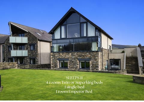 Super Luxury Home - Private Bathroom with Hot Tub