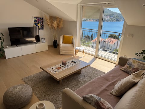 Successful Airbnb property: Kai - 3 bedroom apartment with sea view in Zaton