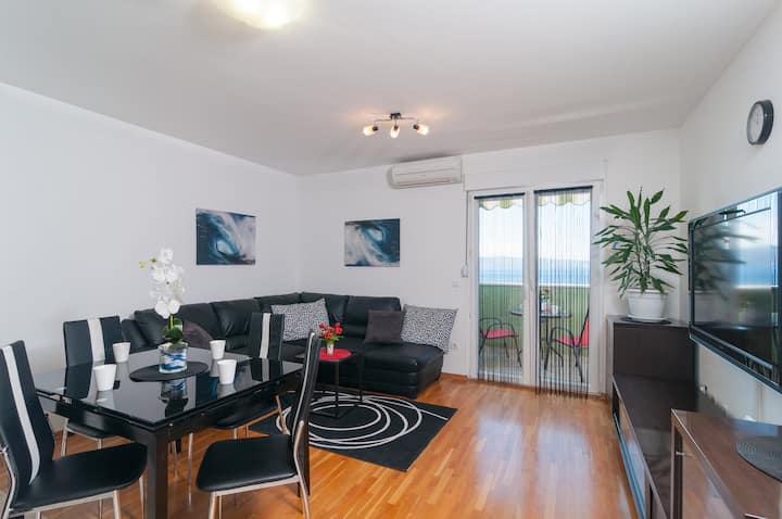 Apartments Beverly 3, Omis - Omiš