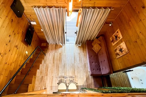 Successful Airbnb property: Cozy cabin with hot tub - Sunset view in Imaruí