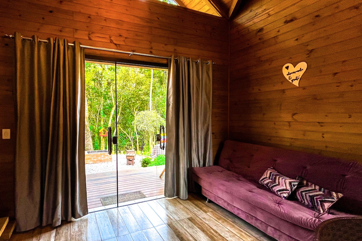 Imóvel de sucesso: Cabin with Hydro and Pool in the midst of Nature em Imaruí