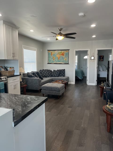 Successful Airbnb property: Cozy Apartment near Convention Center in Southeastern San Diego