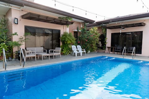Serene Villa Private Pool |Top 5% Near Clark
